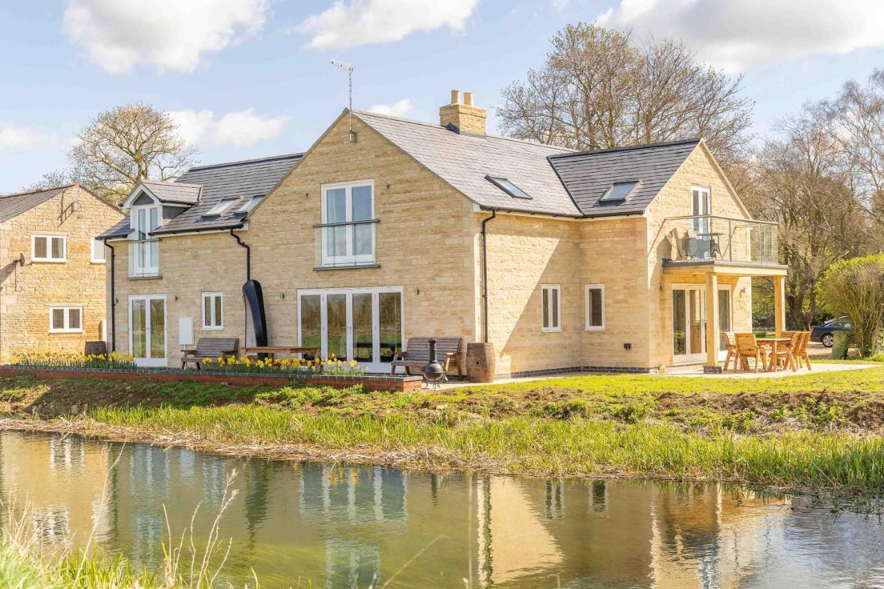 Fletland Mill And Holiday Hamlet - 18Th Century Watermill, In Stunning Location Near Stamford Villa Exterior photo